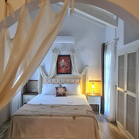 Mon Ilica Hotel Cesme