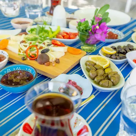 Mon Ilica Hotel Cesme